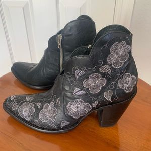 Old Gringo Pansy Black Bootie Sz 8